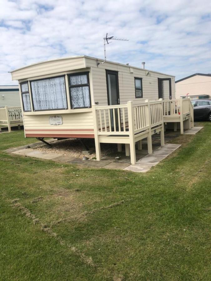 A4 The Chase 6 Berth Pet Friendly Caravan With Decking Ingoldmells Εξωτερικό φωτογραφία