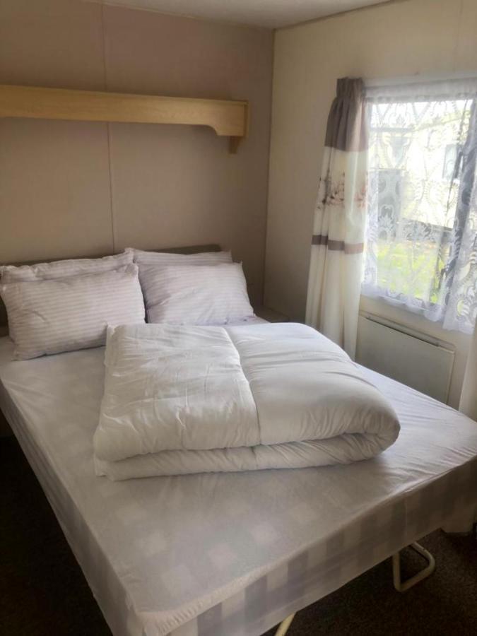 A4 The Chase 6 Berth Pet Friendly Caravan With Decking Ingoldmells Εξωτερικό φωτογραφία